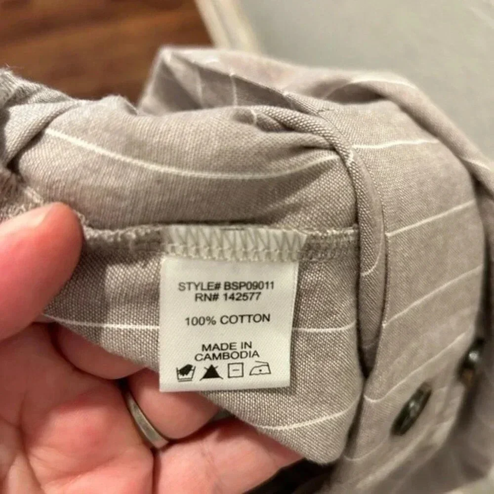 Blashe Women High Rise Pinstripe Cotton Shorts Taupe Grey White Size Large L